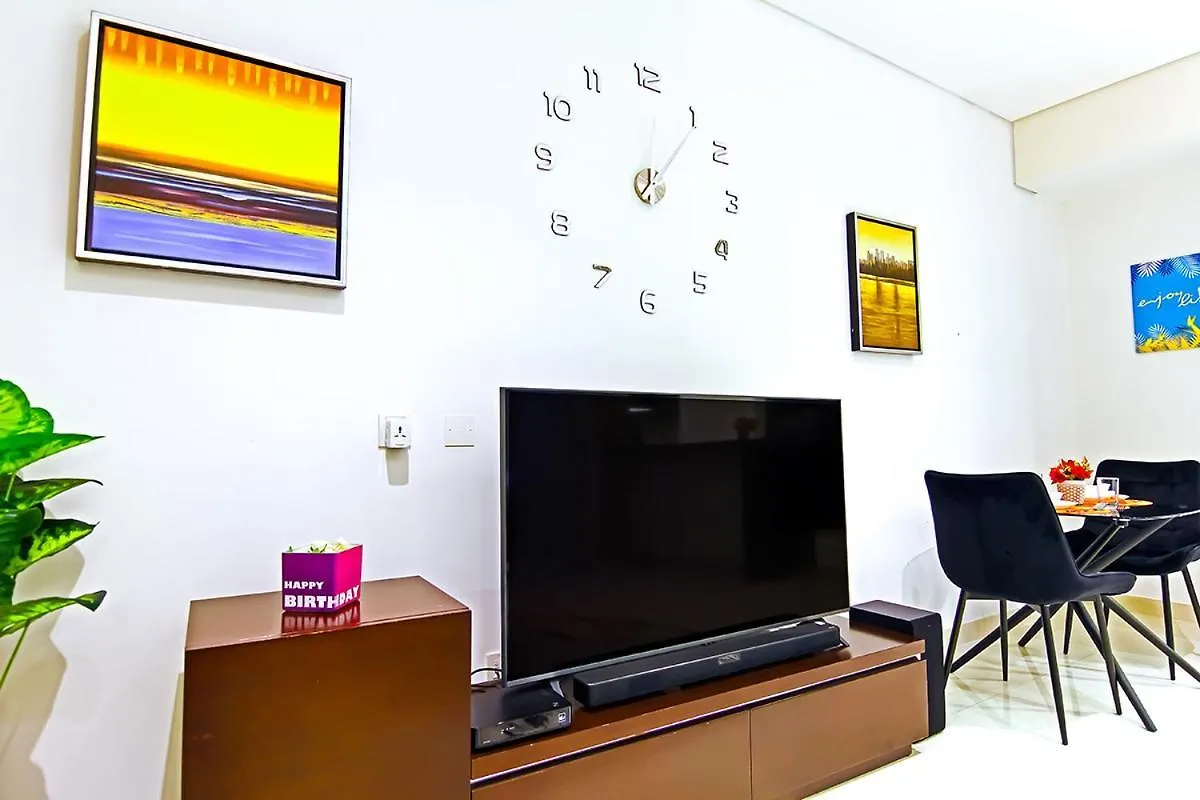 Luxurious 1Bhk In Cour Jardin Apartment Dubai
